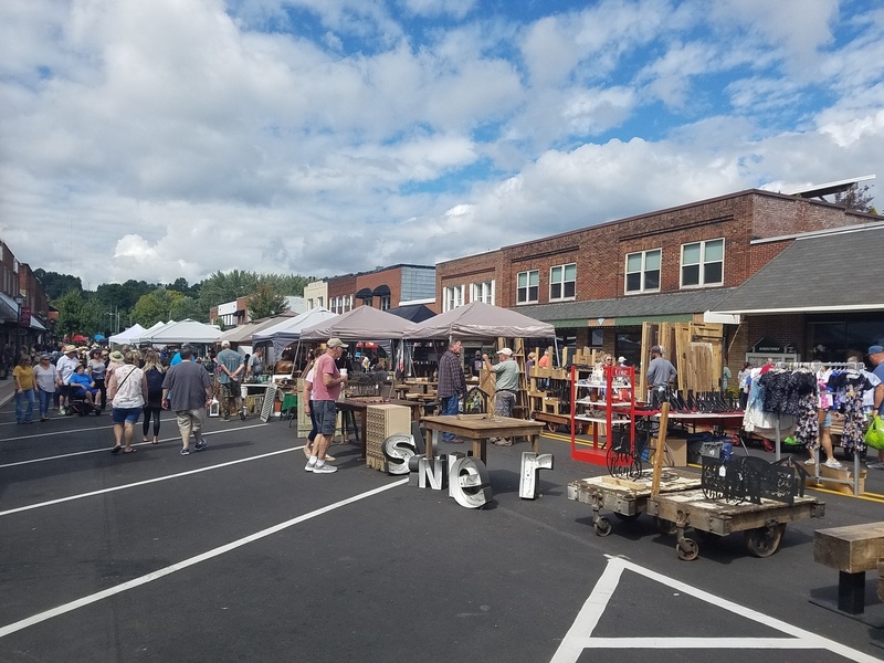 Antique Fair in West Jefferson